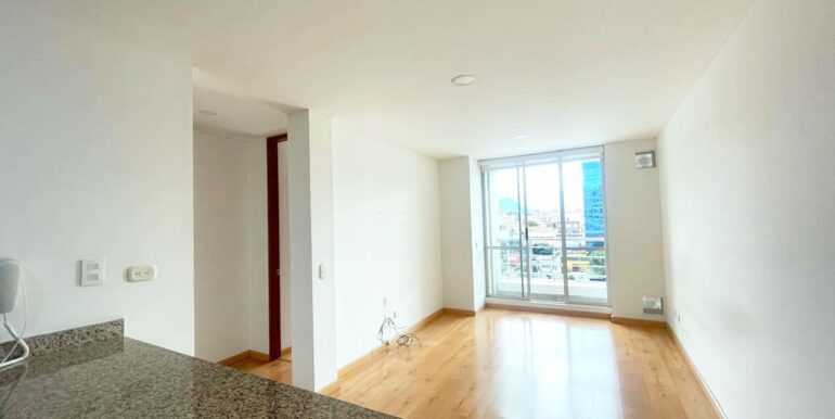 Arriendo, apartamento, exterior, iluminado, amplio, Cedritos, inmobiliaria tanis, tanis, carulla, calle 140.1