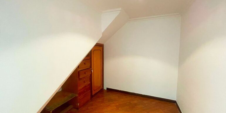 Arriendo, casa, roma, Catalina, Av 1 Mayo, exterior, iluminada, amplia, inmobiliaria tanis, tanis (2)