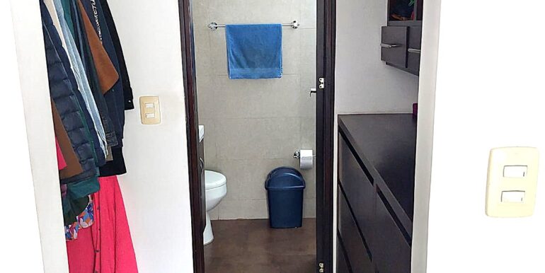 Batan, amoblado, baño habitacion principal, Soluciones inmobiliarias Tanis