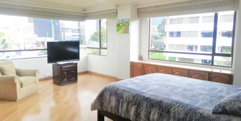 Venta, apartamento, exterior, iluminado, santa barbara, bogota, inmobiliaria tanis, espectacular (2)