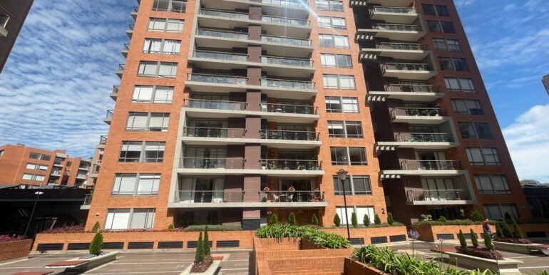 Venta, apto, guayacanes, colina campestre, inmobiliaria tanis, exterior, iluminado (10)