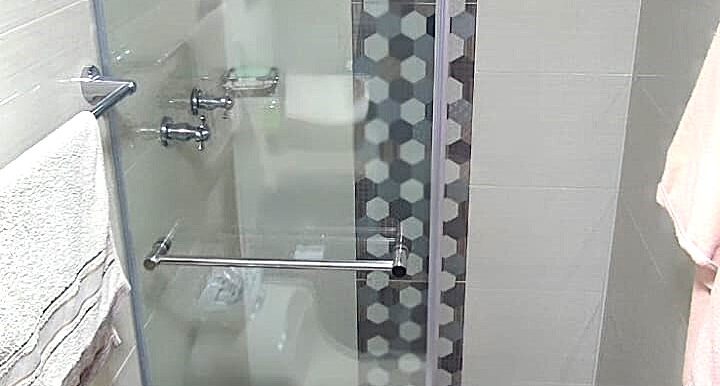 Villa Mayor, baño 2 piso, Soluciones inmobiliaria Tanis