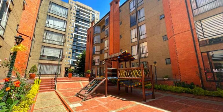 arriendo, apto, Cedritos, Bogotá, exterior, amplio, iluminado, calle 147, inmobiliaria tanis, tanis (1)