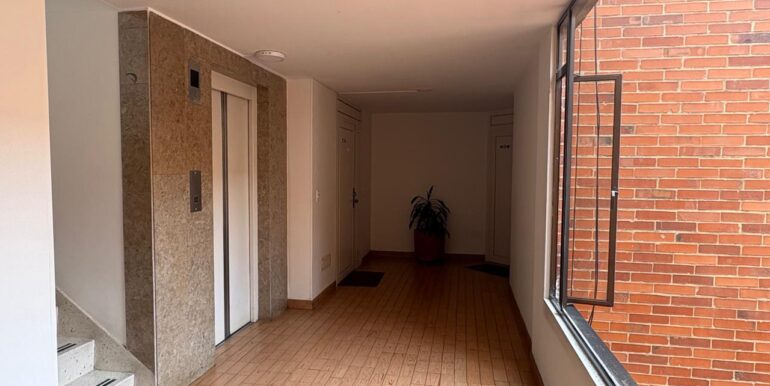 venta-apto-cedritos-iluminado-amplio-confortable-chapinero-bogota-inmobiliaria-tanis-tanis-ascensor