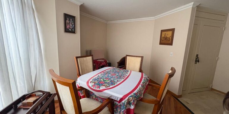 venta-apto-cedritos-iluminado-amplio-confortable-chapinero-bogota-inmobiliaria-tanis-tanis-comedor